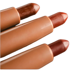 CRAYON À LÈVRES CRÉMEUX AUX PEPTIDES